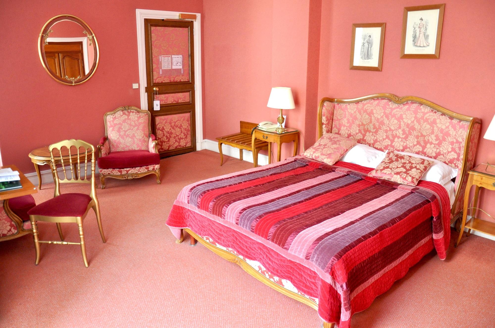 Grand Des Templiers, Piscine & 4* Reims
