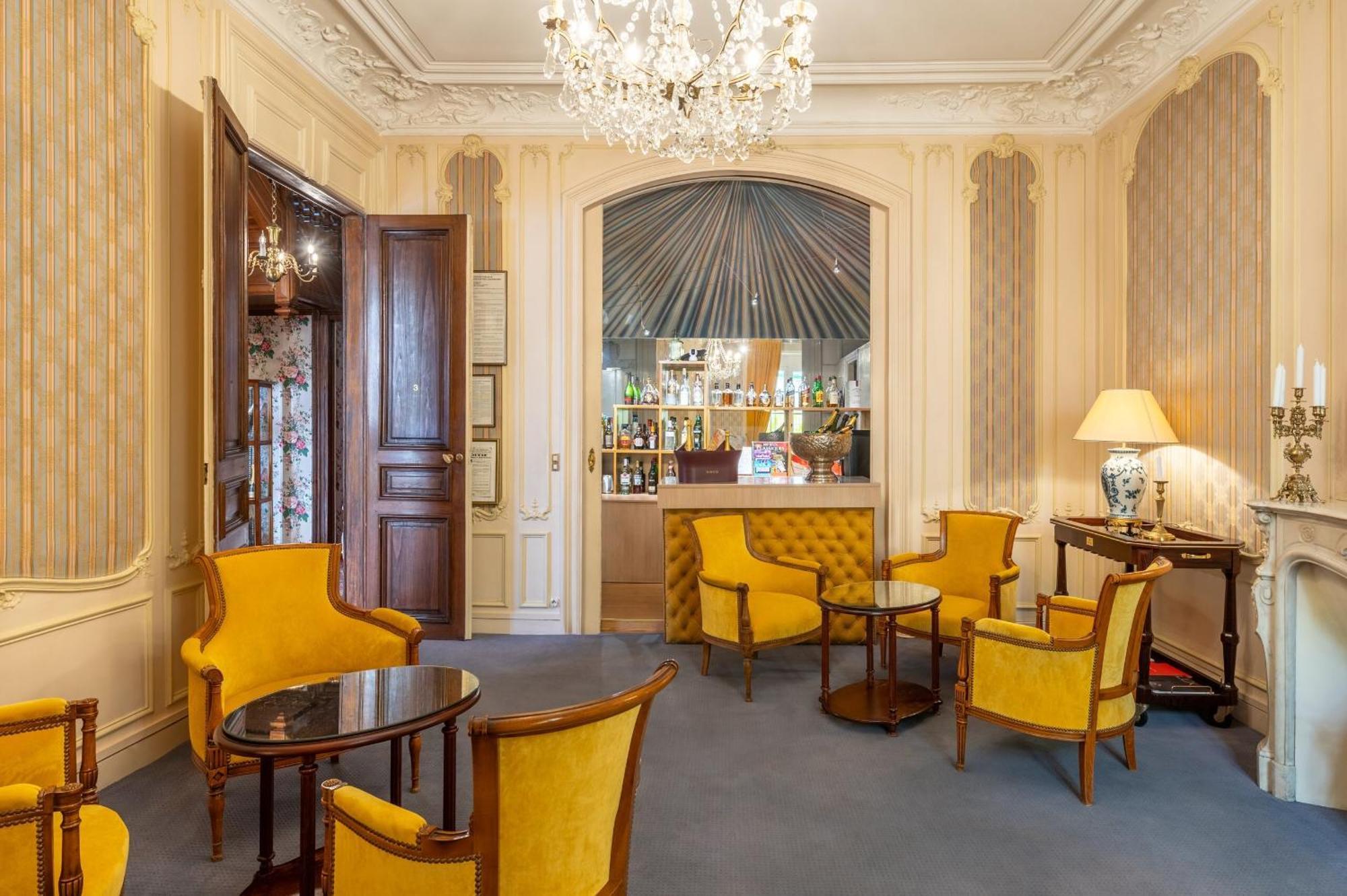 Grand Des Templiers Hotel 4*