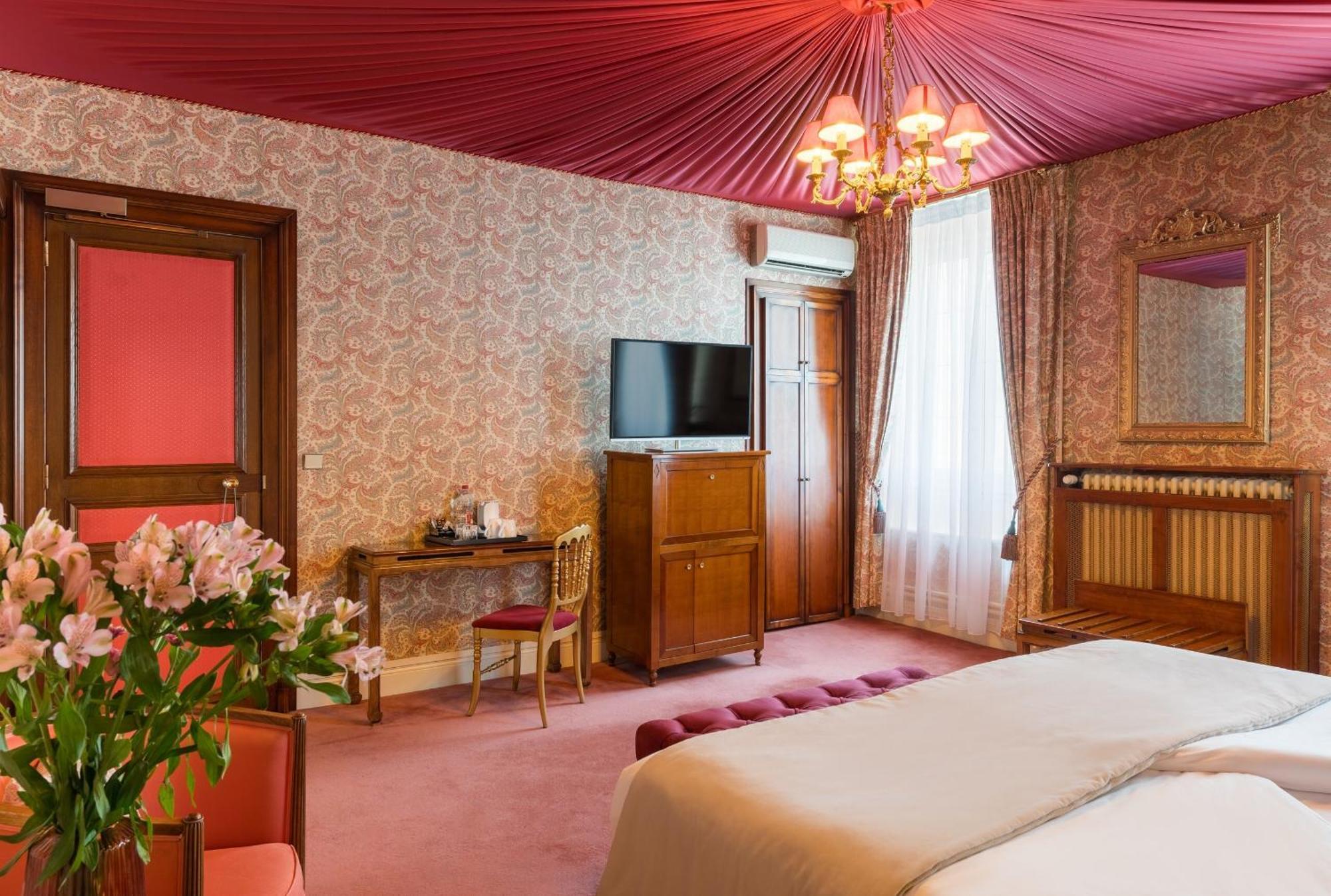 Grand Des Templiers 4* Reims
